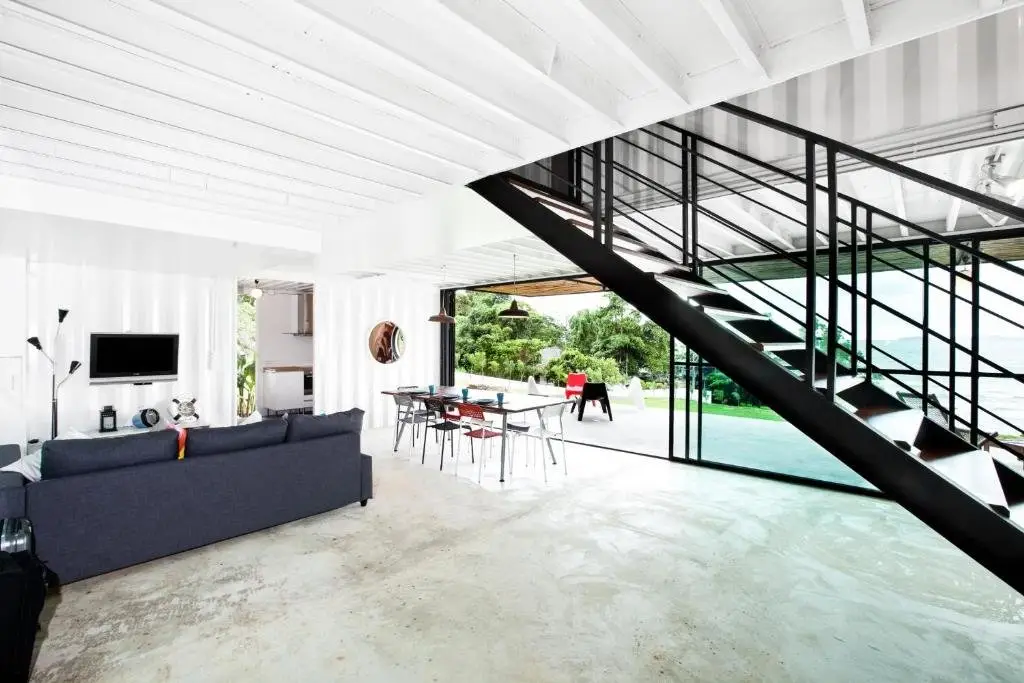 Лем Синг: Bamboo Garden House