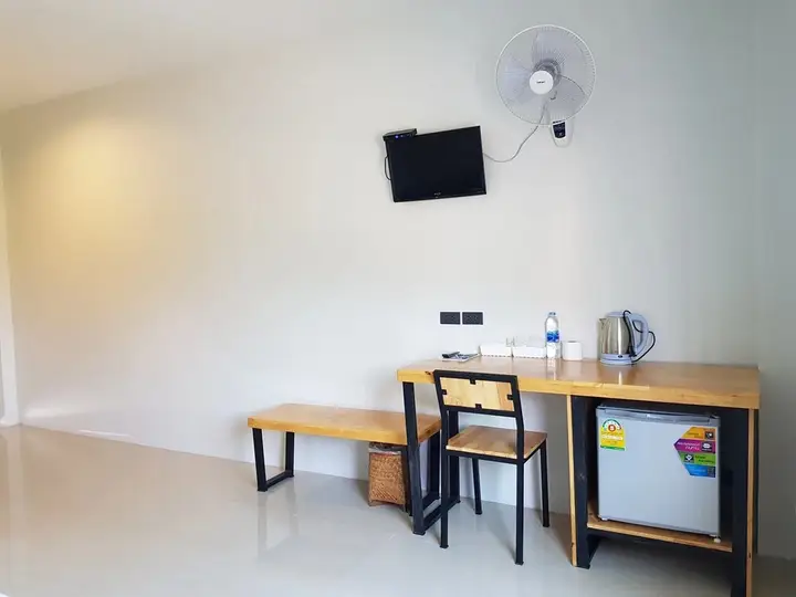 Чом-Тонг: Chadaporn Mae Chaem Hotel