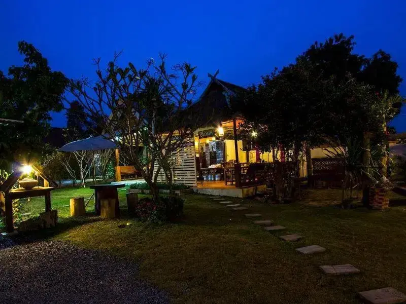Бан Пхайя Ват: Ruen Mai Ngam Resort