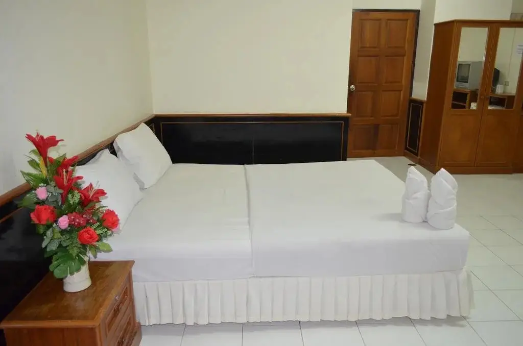 Пхитсанулок: K Hall
