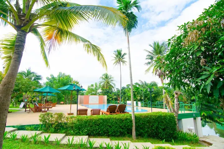 Мей-Сот: Wattana Village Resort
