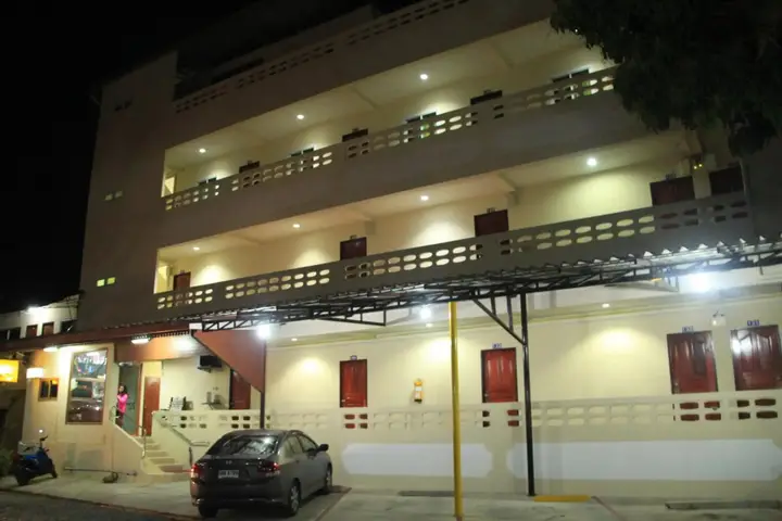 Лопбури: Ratchaphruek Resort