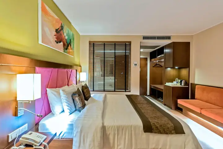 Исторический парк Kamphaeng Phet: Navarat Heritage Hotel