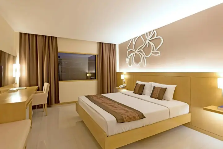 Исторический парк Kamphaeng Phet: Navarat Heritage Hotel