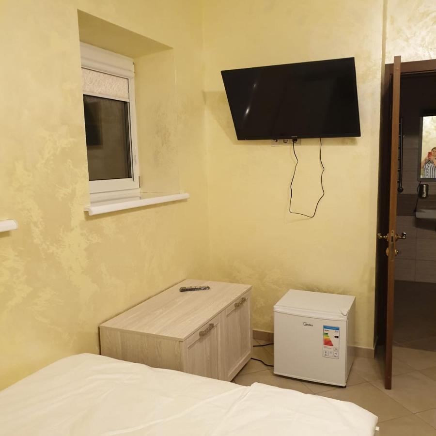 Рассвет: Family hotel (Фэмили)
