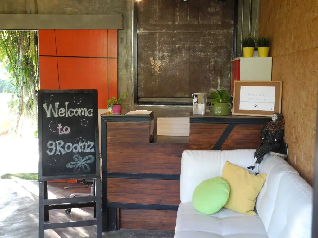Сарапхи: 9roomz