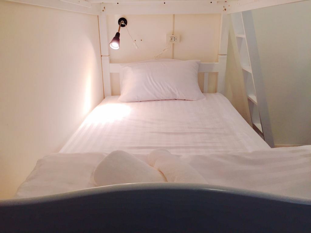 Тхаланг: Take a break at Naiyang Beach Hostel
