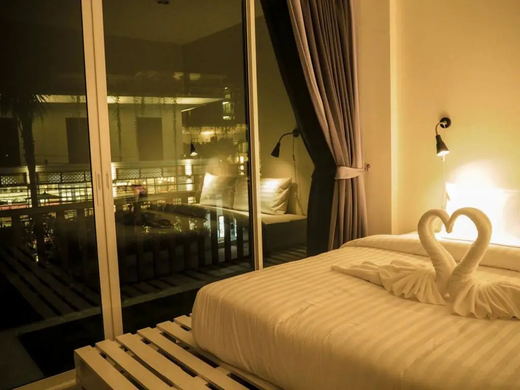 Тхаланг: Take a break at Naiyang Beach Hostel