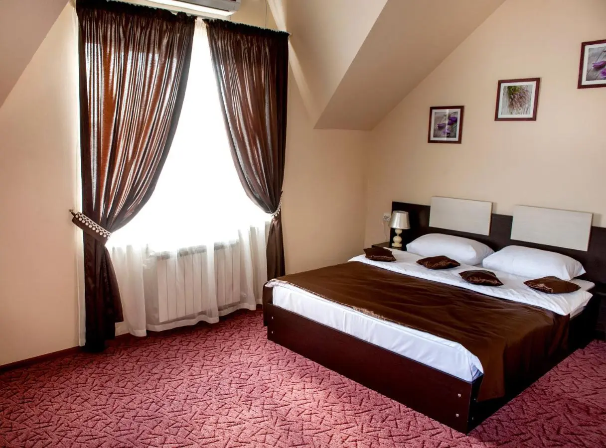 Каменск-Шахтинский: Art Hotel