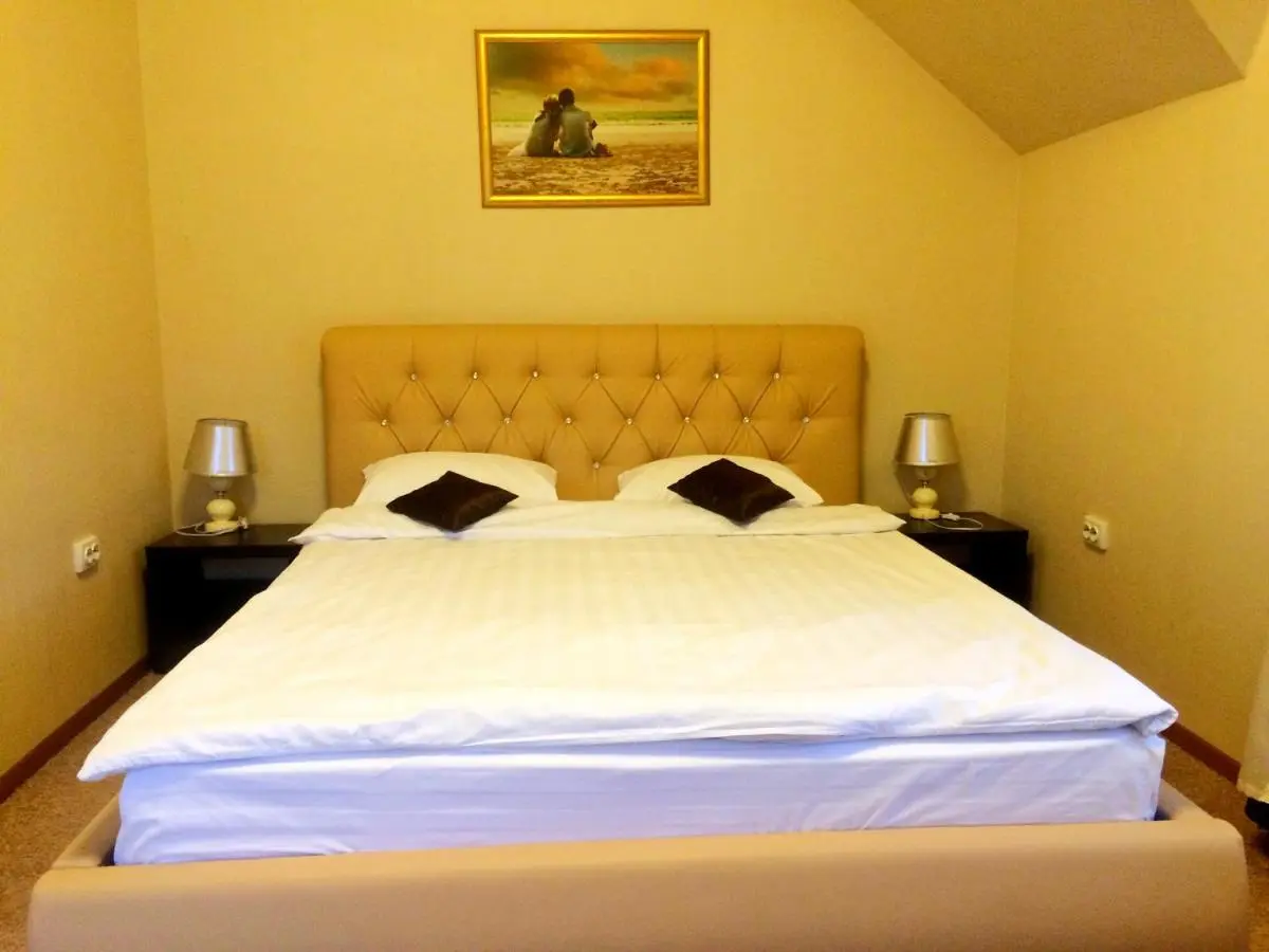 Каменск-Шахтинский: Art Hotel