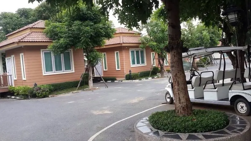 Сарабури: Baan Dara Resort