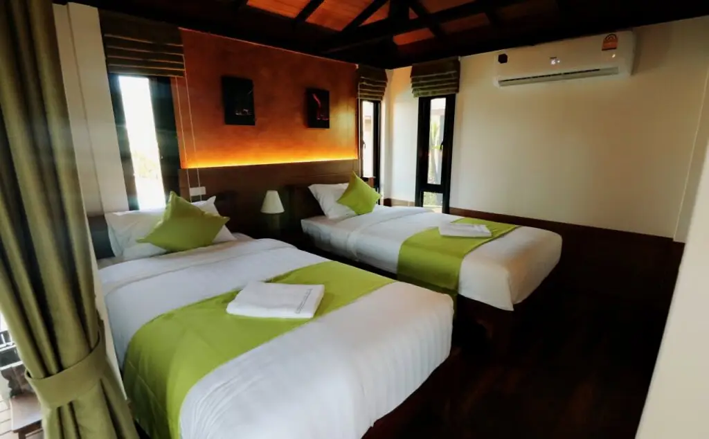 Ханг Донг: Lana Hotel