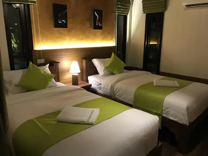 Ханг Донг: Lana Hotel