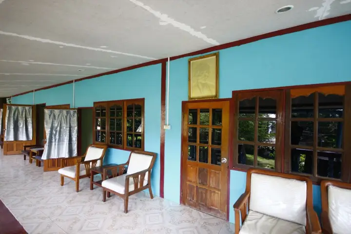 Ко Самет: Baan Pha Nin Mung Korn