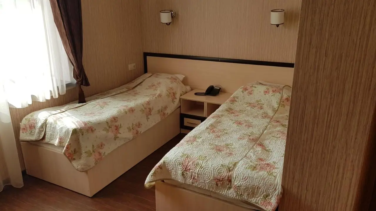 Новочеркасск: Hotel-Restaurant Atmosfera