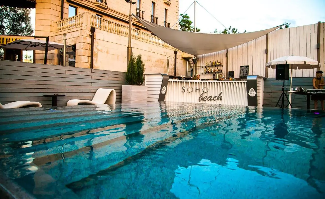 Азов: Soho Grand Hotel