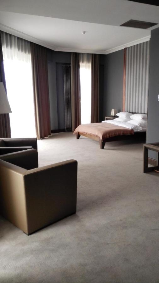 Азов: Soho Grand Hotel