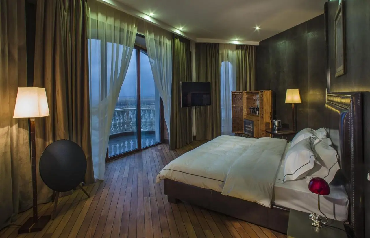 Азов: Soho Grand Hotel