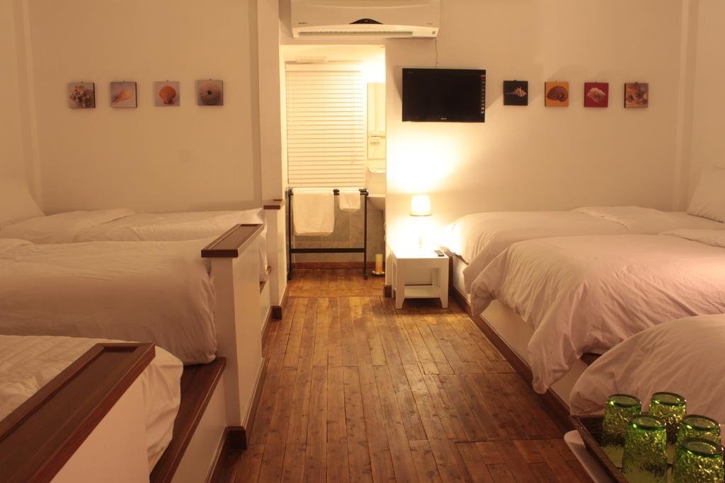 Чакпхонг: Mantakiri Island Resort Private Island