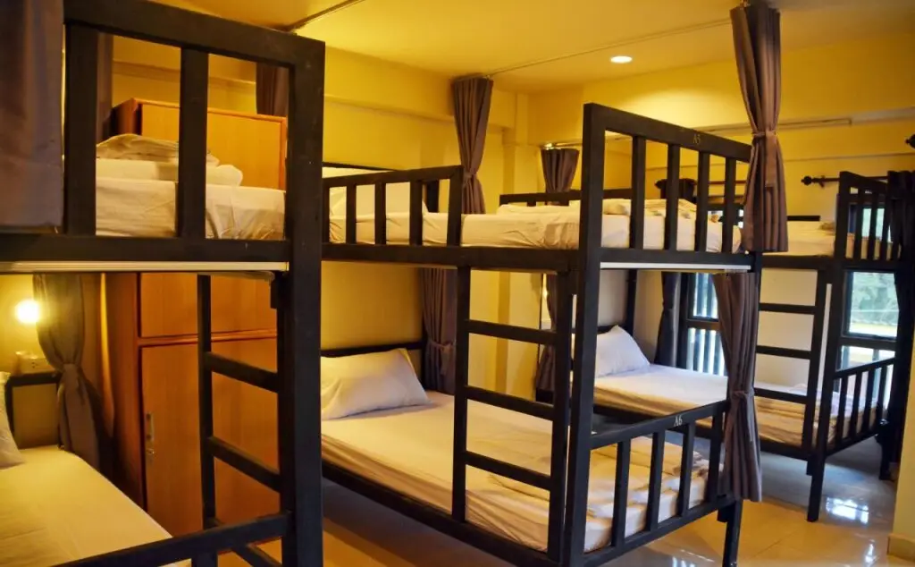 Ланта: Chang Hostel