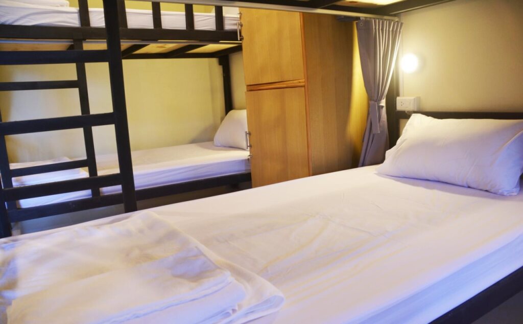 Ланта: Chang Hostel