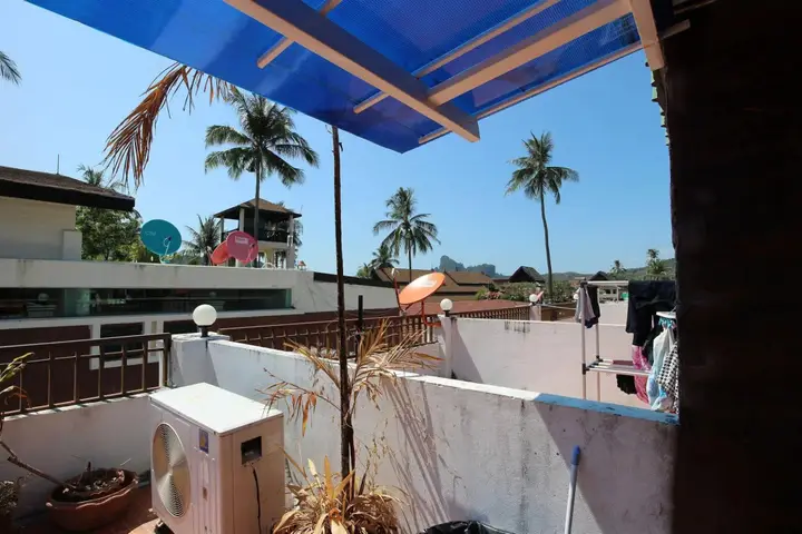 Пхи-Пхи-Дон: Jdai Dorm Room