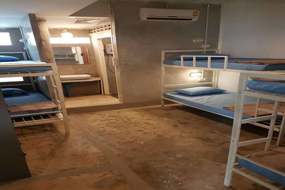 Паи: Shut Eye Party Hostel - Adults Only