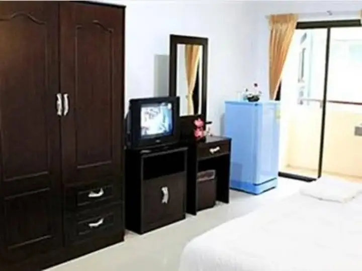 Кату: P.T.N. Apartment
