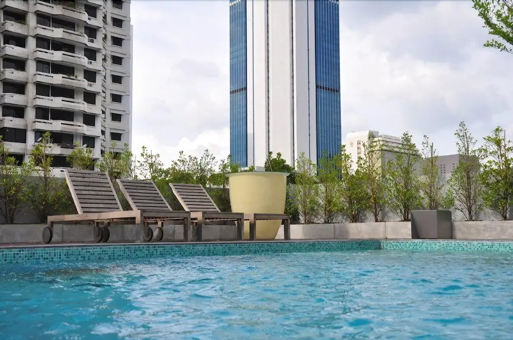 Бангкок: Quad Suites Silom