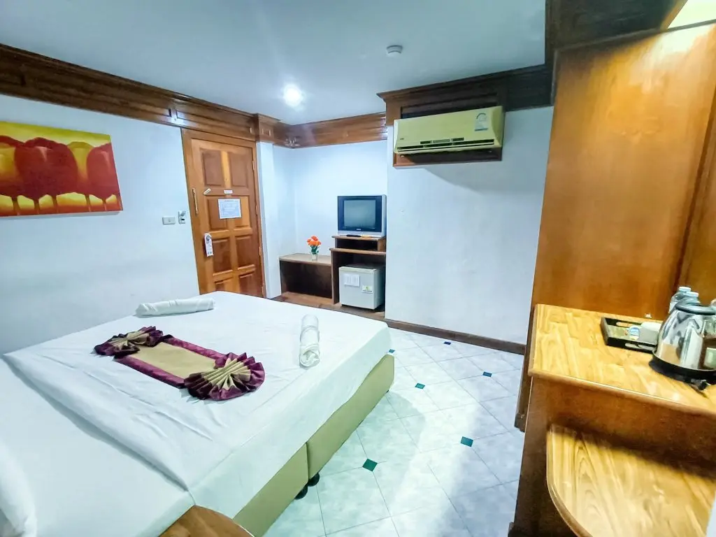 Кату: Hack Patong Beach Hotel