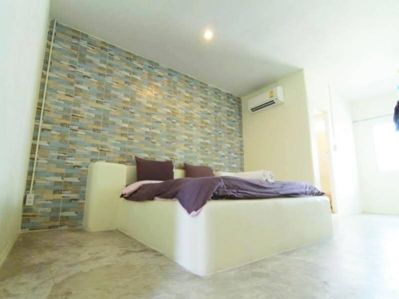 Ко-Лан: Suntree Home