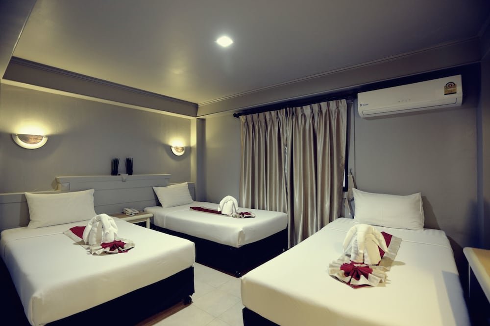 Кату: Patong Inn