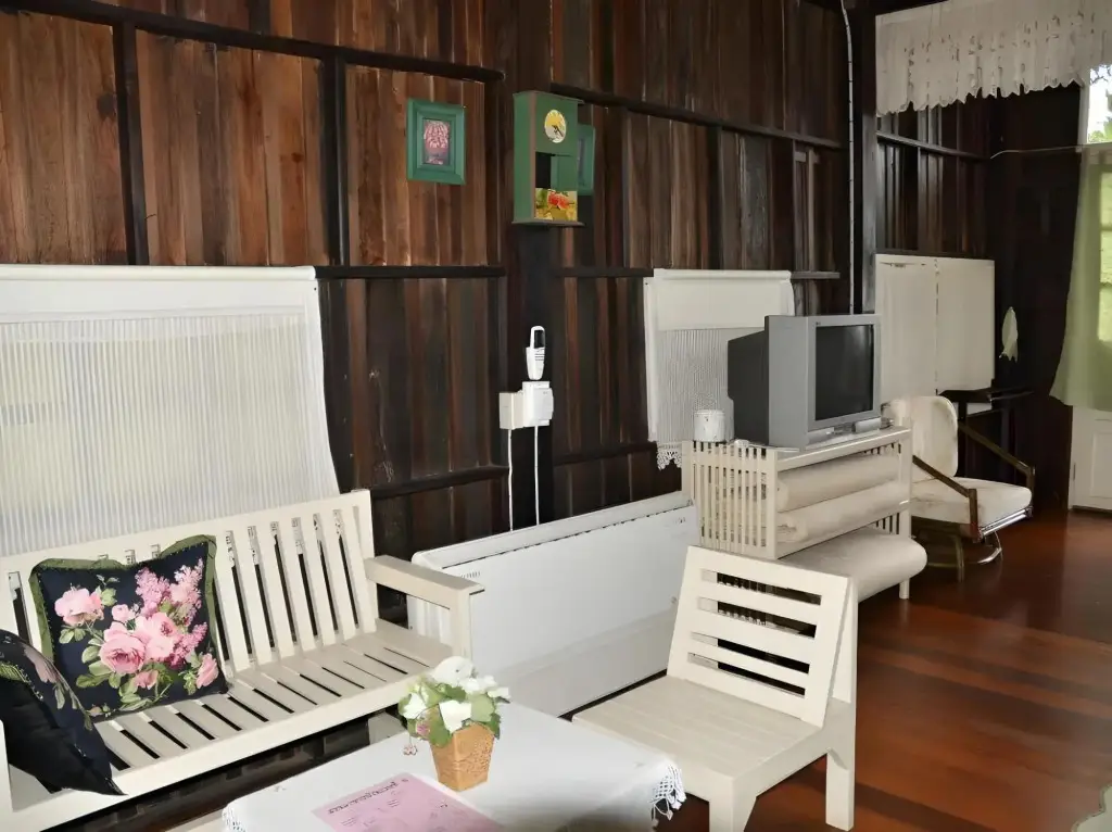 Ванг Нам Кхио: Kiangmok Chalet