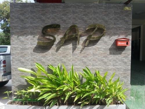 Сураттхани: SAP Place