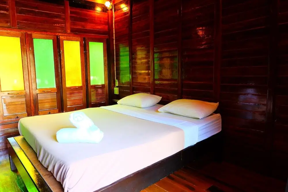 Чайя: Lam Poh Beach Resort