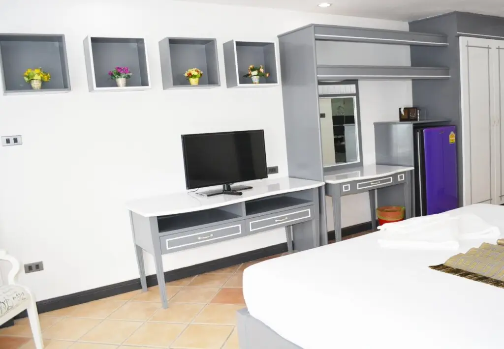 Паттайя: YJ Hotel