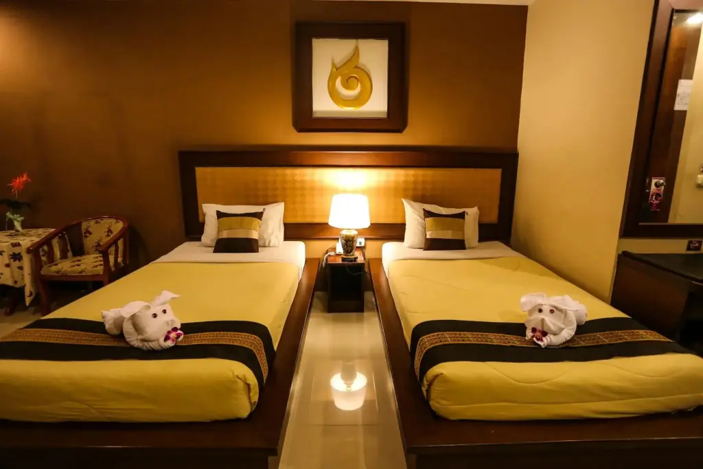Районг: Madina Hotel