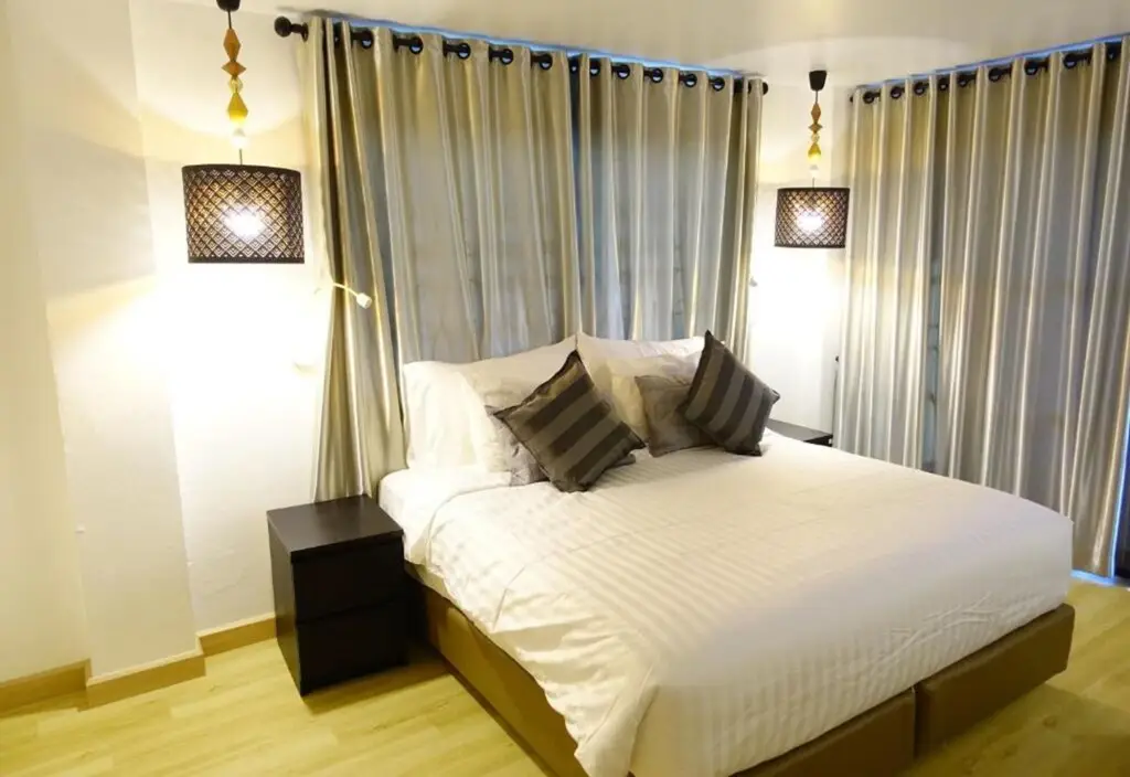 Чианграй: De Paris Self Service Apartment