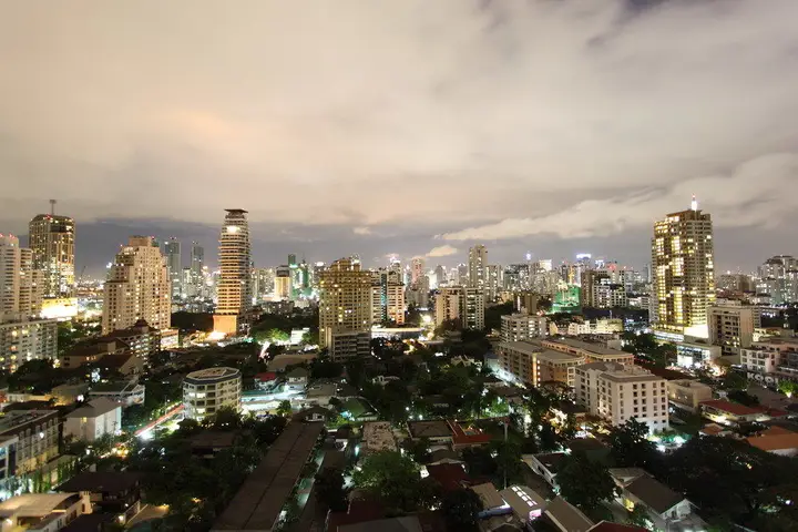 Бангкок: Piyathip Place Serviced Apartment
