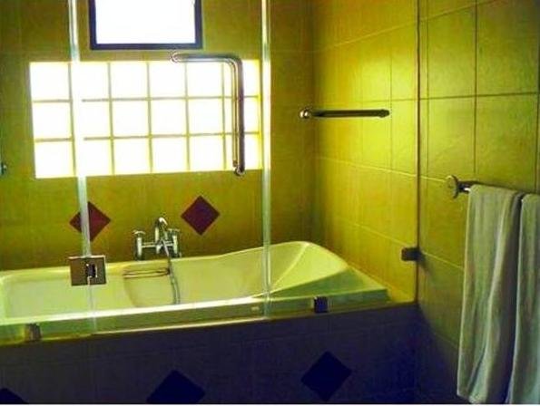 Паттайя: Rouge Service Apartment
