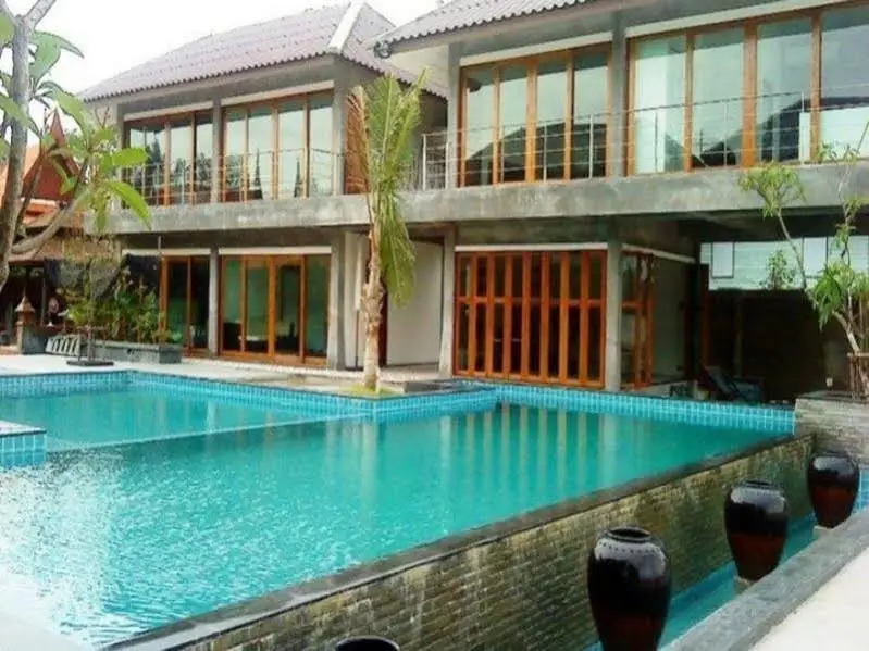 Фантон: Viva Villa Bangpakong