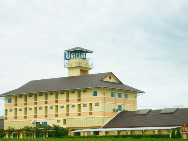 Сирача: Picnic Bowin Hotel