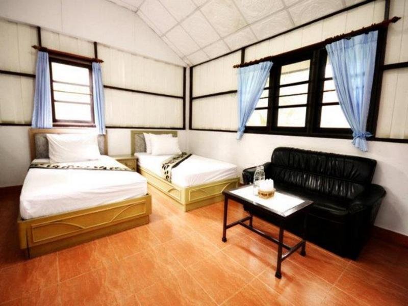 Кханонгпхра: Bann Suan Nok Resort