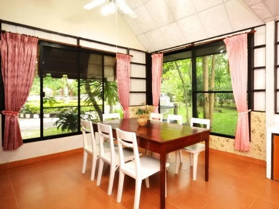 Кханонгпхра: Bann Suan Nok Resort