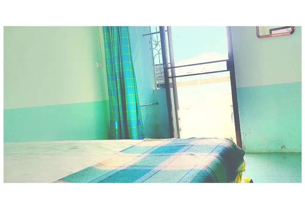 Хатъяй: Sangjan Apartment
