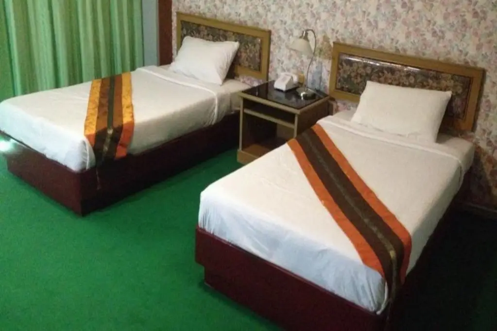 Хатъяй: Chao Phya Grand Hotel