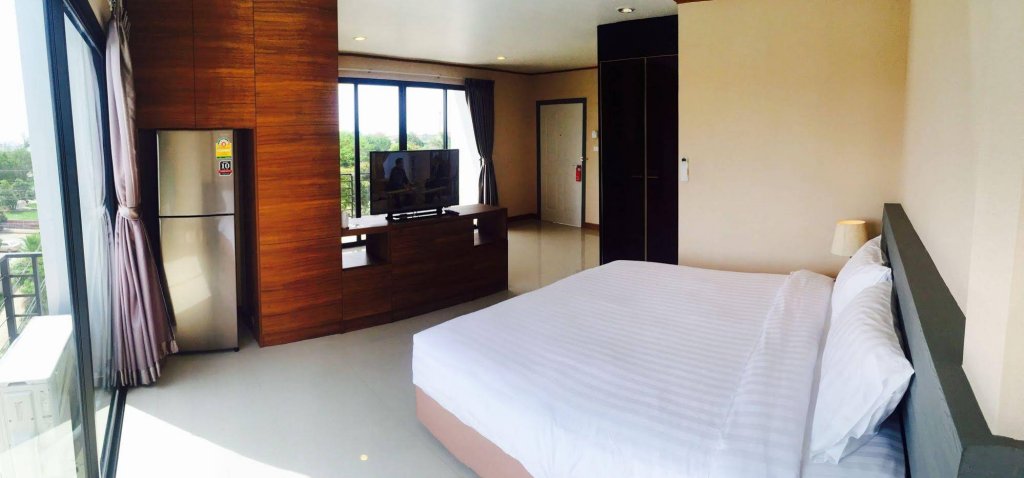 Пхичит: The Nest Hotel Phichit