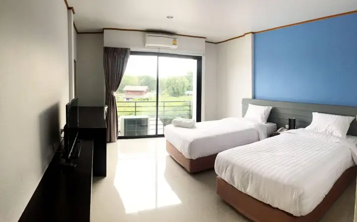 Пхичит: The Nest Hotel Phichit