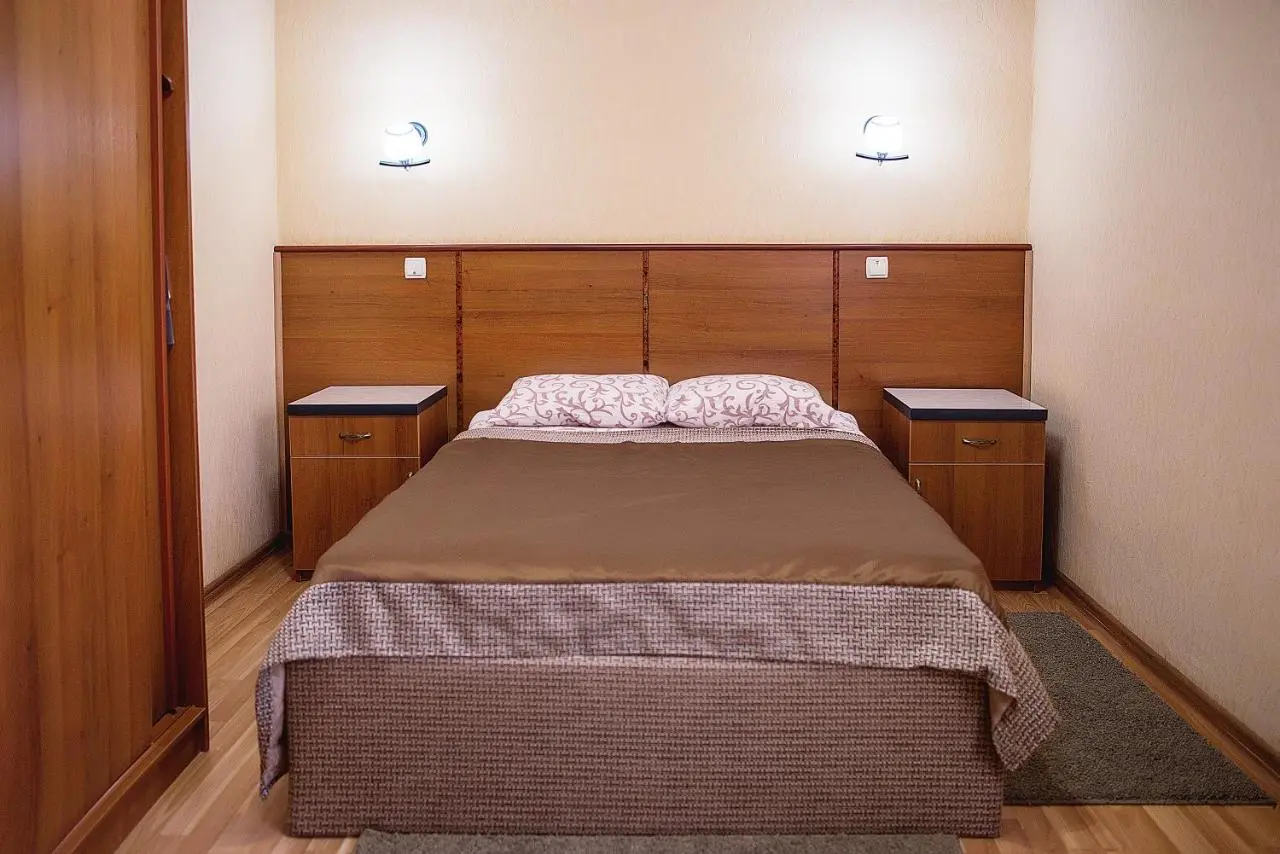 Каменск-Шахтинский: Hotel 7 Ogney