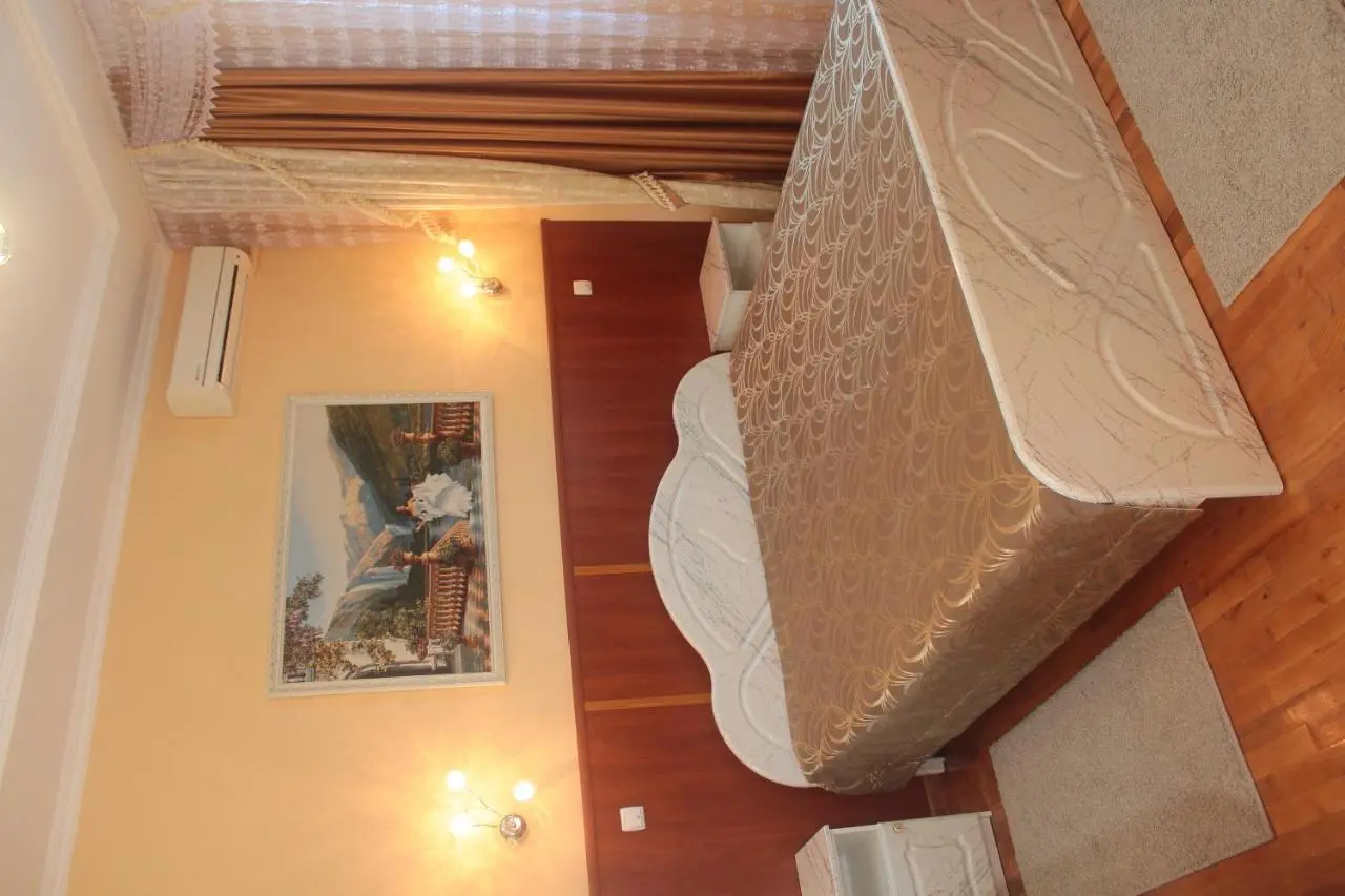 Каменск-Шахтинский: Hotel 7 Ogney